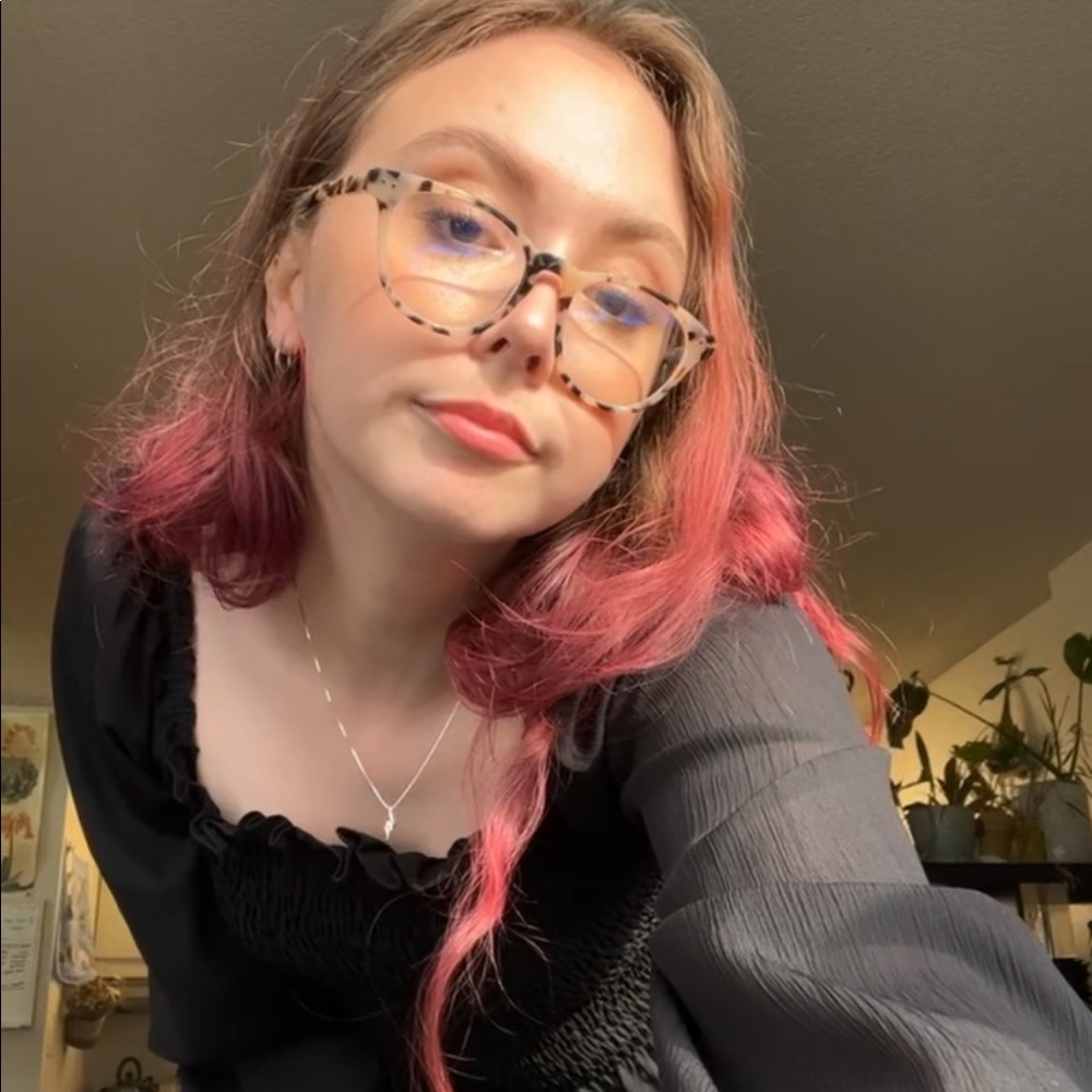 Meet your Posher, Sarah